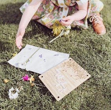 Load image into Gallery viewer, Personalised Flower Press