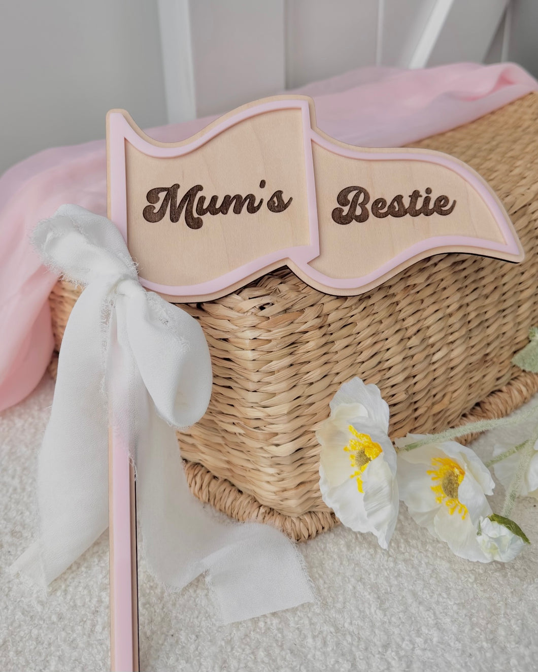 Mum's Bestie Flag